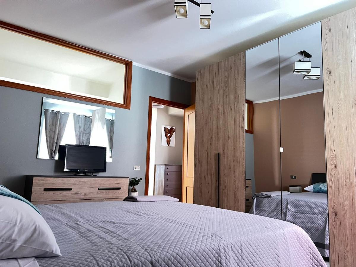 Apartament La Casa Di Wioletta Barcellona-Pozzo di Gotto Zewnętrze zdjęcie