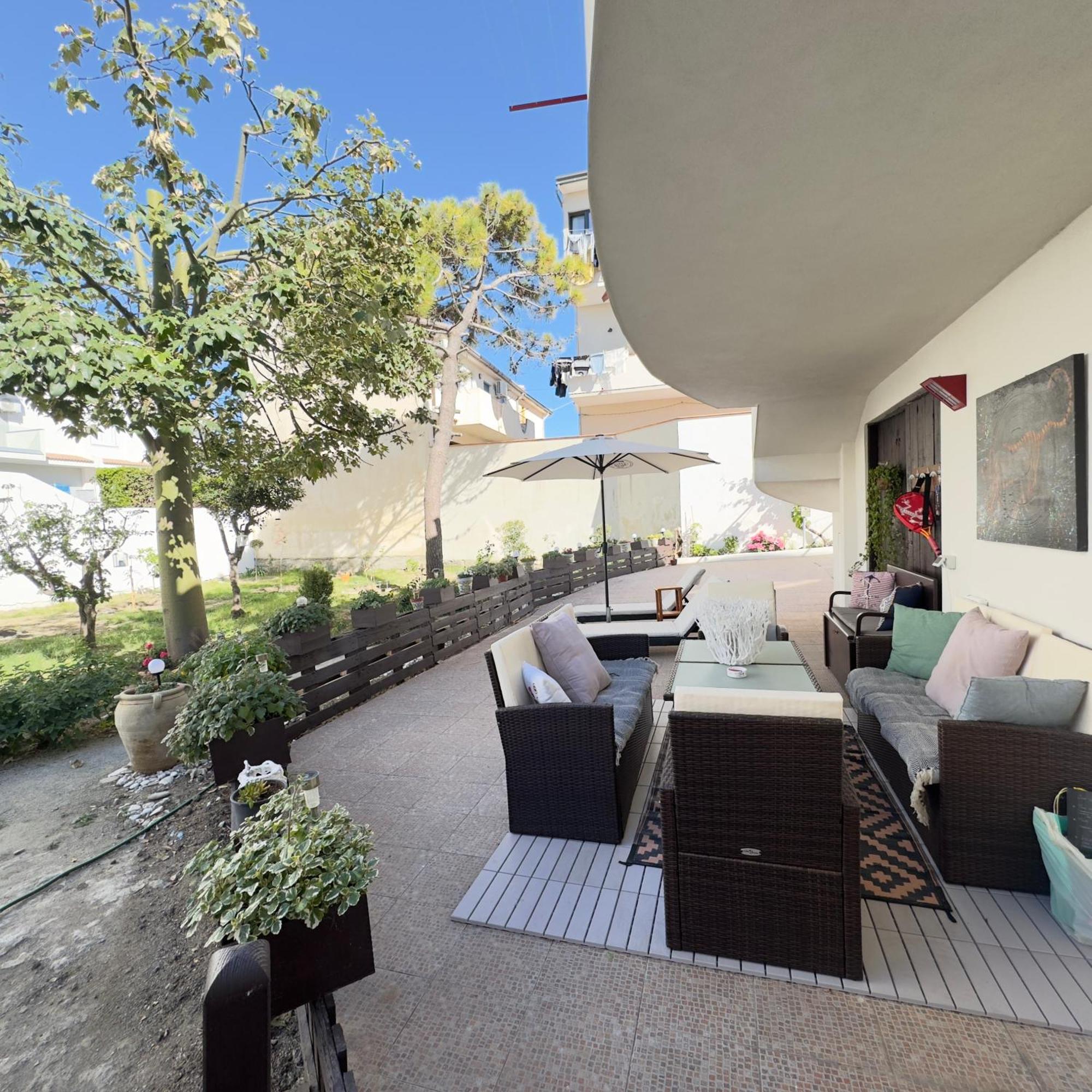 Apartament La Casa Di Wioletta Barcellona-Pozzo di Gotto Zewnętrze zdjęcie